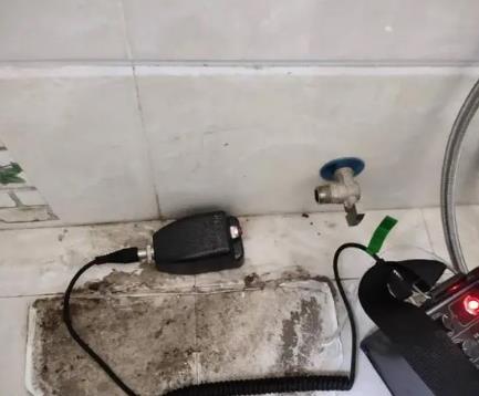 洪江屋顶漏水维修公司分享下卫生间漏水的危害及解决方法